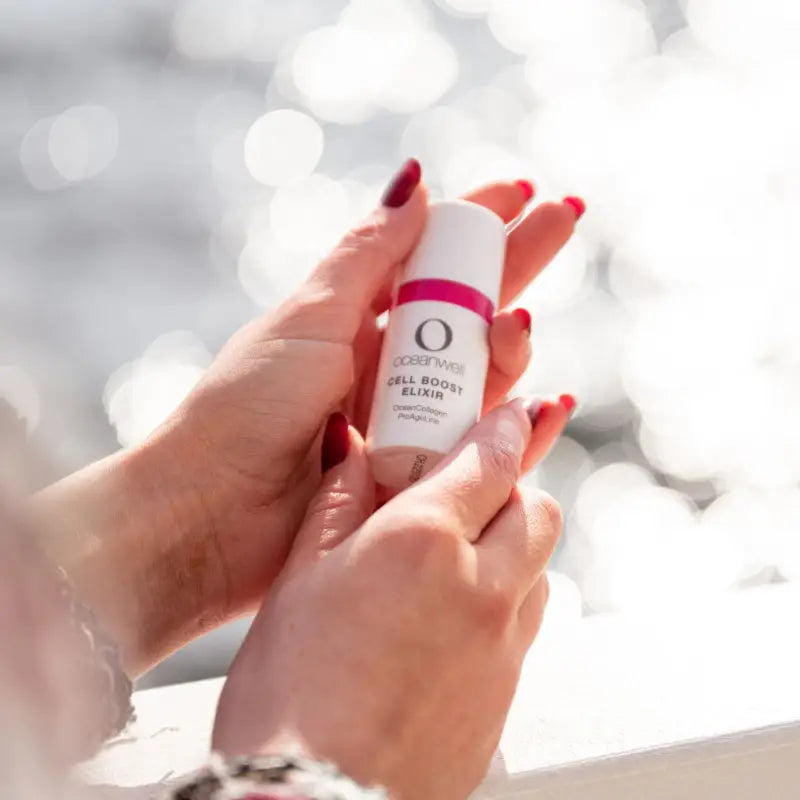 CELL BOOST ELIXIR | Aufpolsternde Anti-Age-Pflege mit ozeanischem Kollagen.