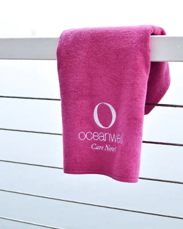 Oceanwell Handtuch, magenta | Kosmetikbedarf für Hotel & Spa.